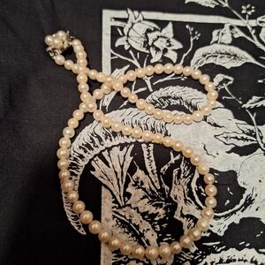 Vintage freshwater pearl necklace